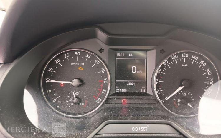 SKODA OCTAVIA COMBI  DK-482-QL