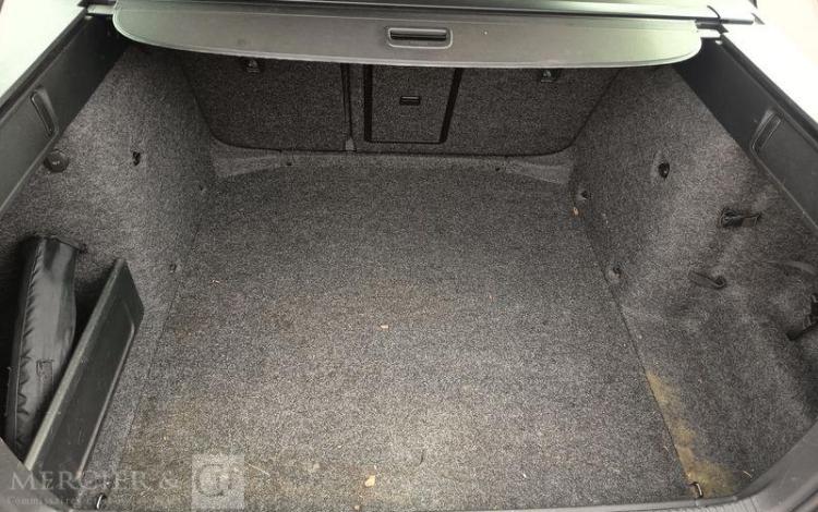 SKODA OCTAVIA COMBI  DK-482-QL