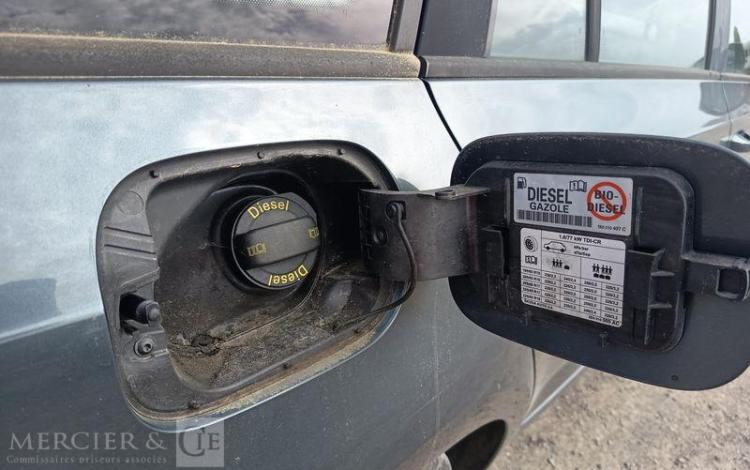 SKODA OCTAVIA COMBI  DK-482-QL