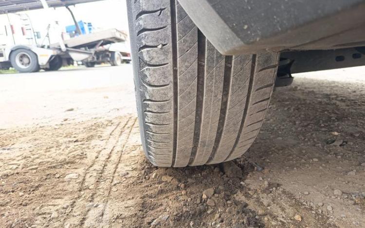 SKODA OCTAVIA COMBI  DK-482-QL