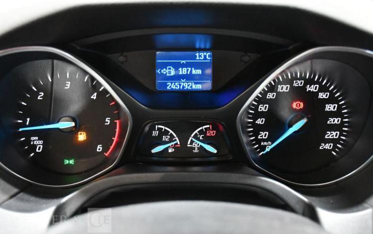 FORD FOCUS 1.6 TDCI 95CH TREND BLANC DL-611-PE