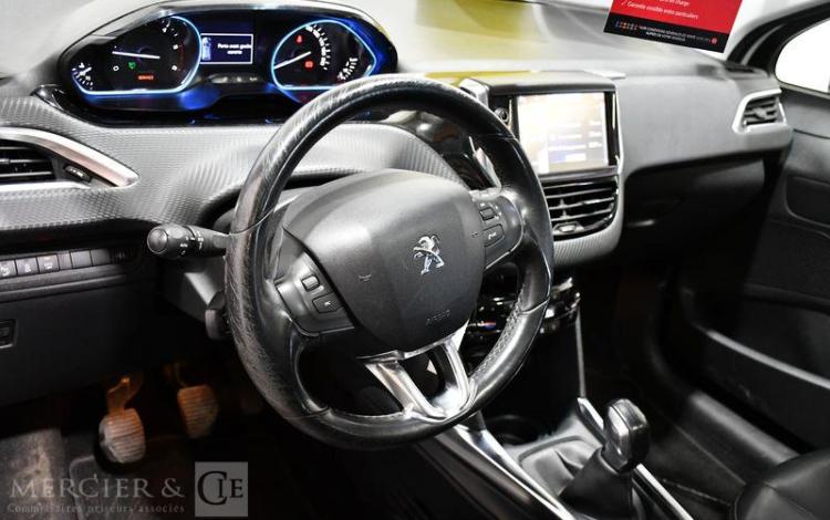 PEUGEOT 2008 1,6 e-HDI 90 ALLURE BLANC DM-457-MZ