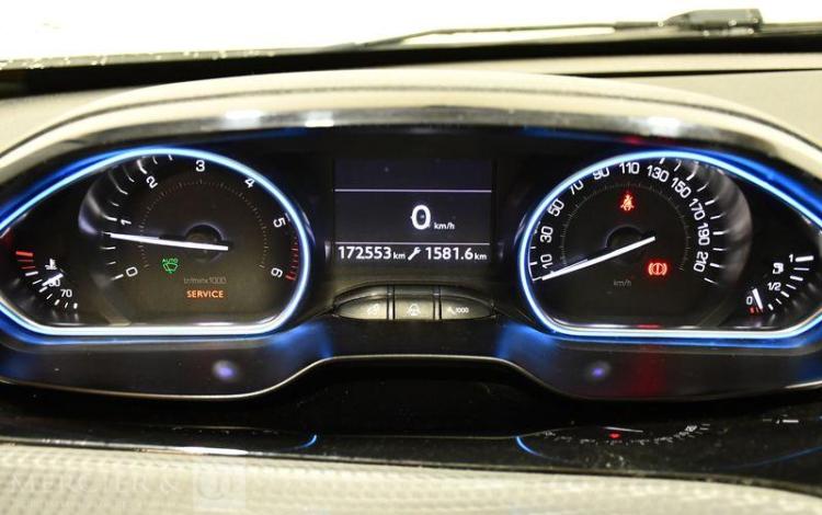 PEUGEOT 2008 1,6 e-HDI 90 ALLURE BLANC DM-457-MZ