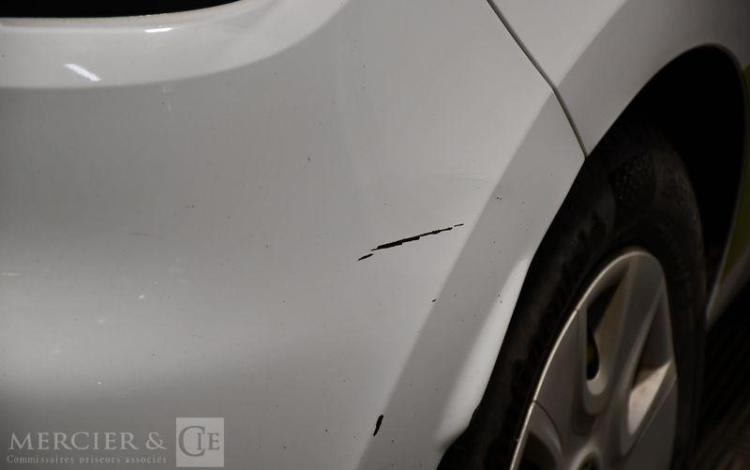 RENAULT CLIO SOCIETE 1.5 DCI 75 ENERGY AIR BLANC DP-210-AR