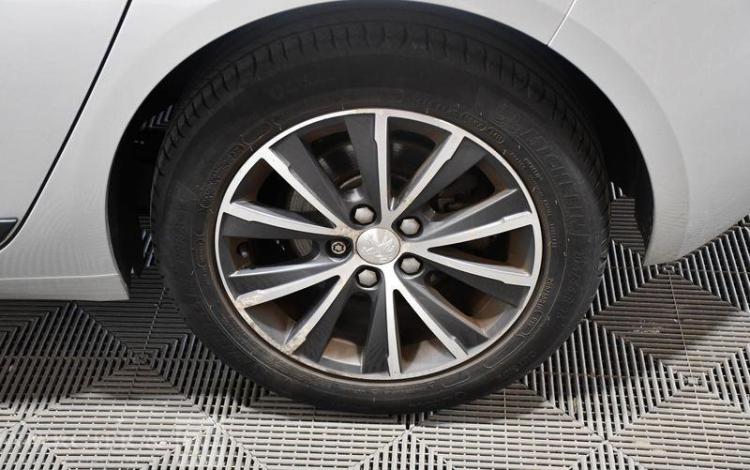 PEUGEOT 308 1,2 PURE TECH 130 ALLURE S&S GRIS DP-678-EW