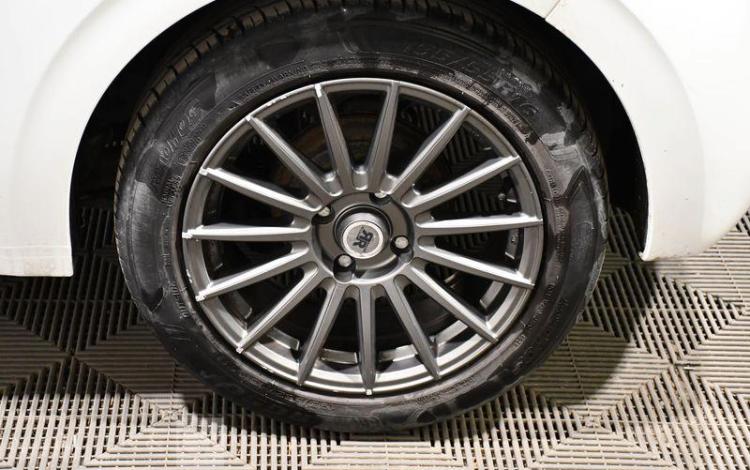 PEUGEOT 208 1,0 PURETECH 70 LIKE BLANC DT-821-VM