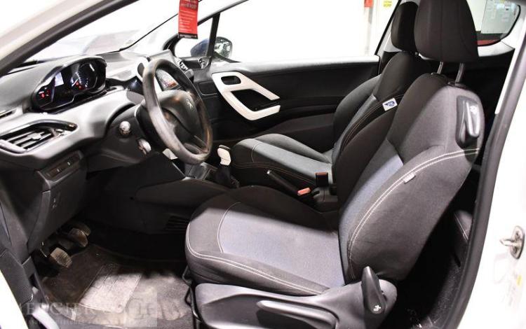 PEUGEOT 208 1,0 PURETECH 70 LIKE BLANC DT-821-VM