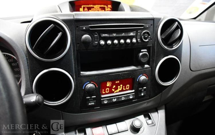 CITROEN BERLINGO COMBI 1,6 BLUE HDI 100 XTR PLUS BLANC DV-640-JN