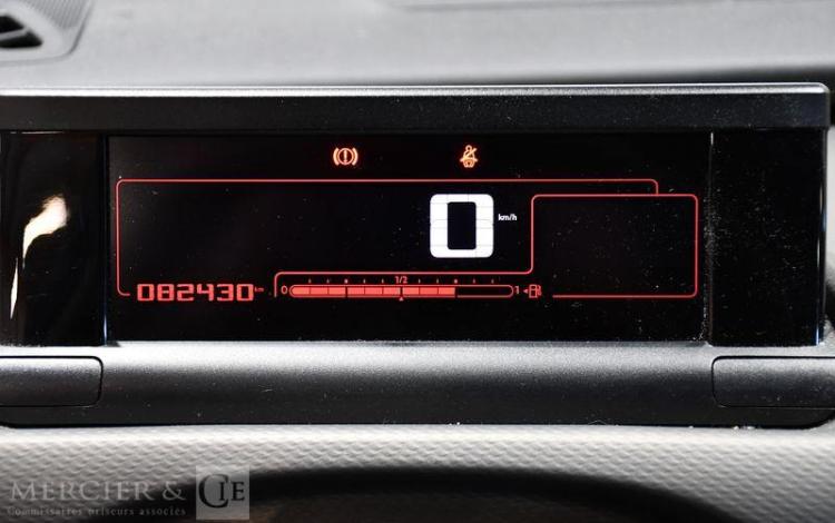CITROEN C4 CACTUS 1,2 PURETECH 110CH FEEL GRIS DV-665-XC