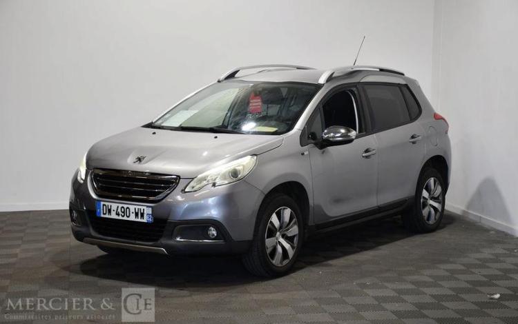 PEUGEOT 2008 1,2 PURETECH 80 STYLE GRIS DW-490-WW