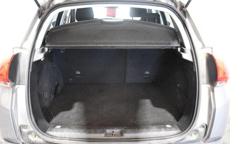PEUGEOT 2008 1,2 PURETECH 80 STYLE GRIS DW-490-WW