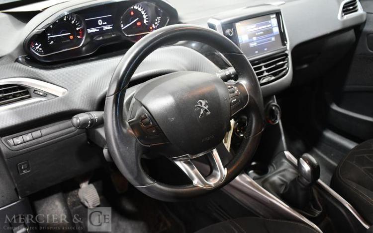 PEUGEOT 2008 1,2 PURETECH 80 STYLE GRIS DW-490-WW