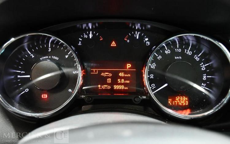 PEUGEOT 3008 GENERATION-I 1.6 BLUEHDI 120CH CROSSWAY EAT BVA S&S BLANC DX-538-RG