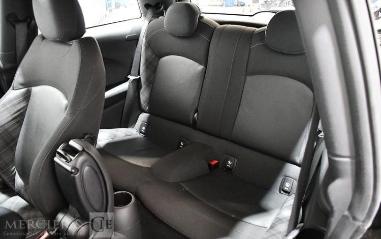 MINI COOPER 1,5 135 COOPER NOIR DY-461-XX
