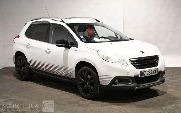 PEUGEOT 2008 1,2 PURETECH 110 CROSS URBAN START/STOP BLANC DZ-788-CX