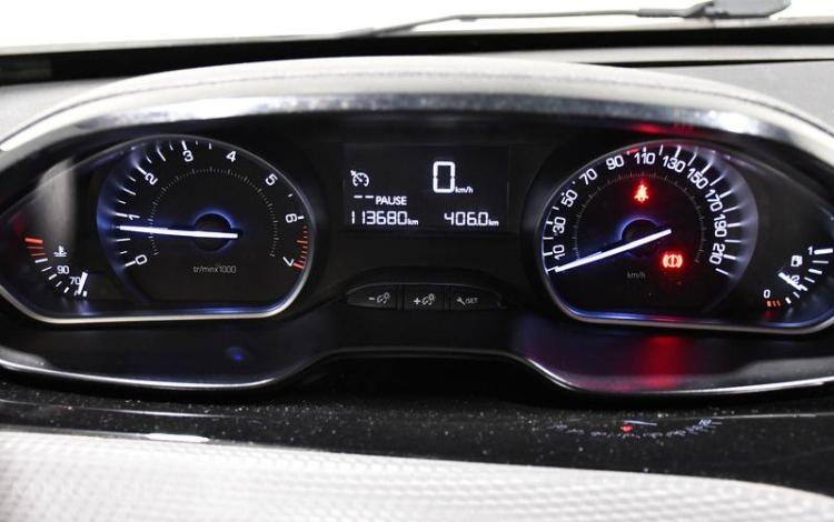 PEUGEOT 2008 1,2 PURETECH 110 CROSS URBAN START/STOP BLANC DZ-788-CX