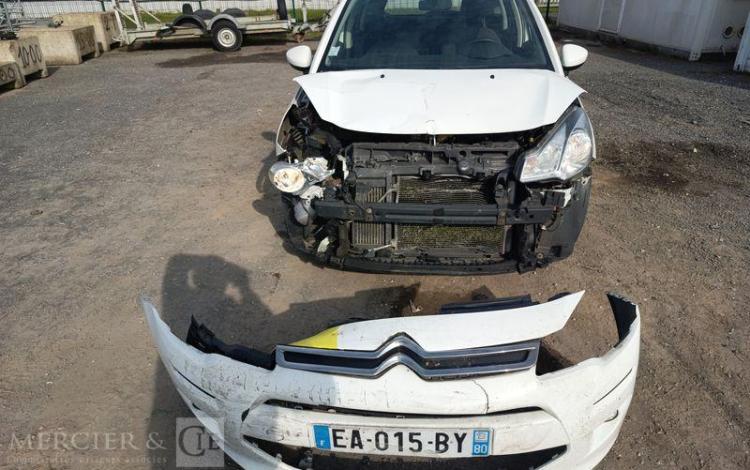 CITROEN C3 II SOCIETE 1.6 BLUEHDI 99CV CONFORT – DIESEL – 134477 KMS – ANNEE 2016 BLANC EA-015-BY