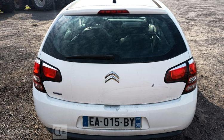 CITROEN C3 II SOCIETE 1.6 BLUEHDI 99CV CONFORT – DIESEL – 134477 KMS – ANNEE 2016 BLANC EA-015-BY