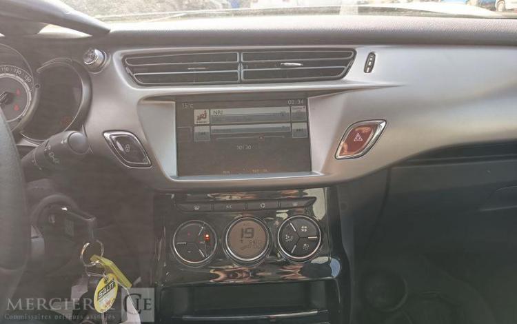 CITROEN C3 II SOCIETE 1.6 BLUEHDI 99CV CONFORT – DIESEL – 134477 KMS – ANNEE 2016 BLANC EA-015-BY