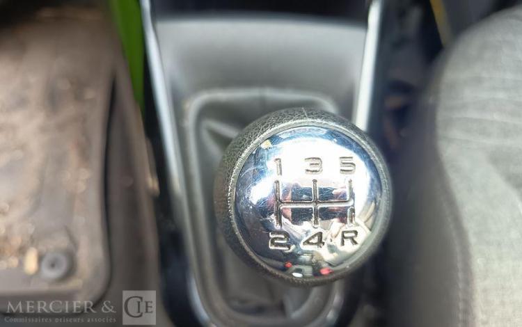 CITROEN C3 II SOCIETE 1.6 BLUEHDI 99CV CONFORT – DIESEL – 134477 KMS – ANNEE 2016 BLANC EA-015-BY