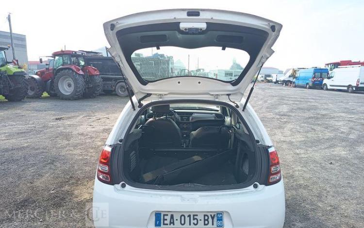 CITROEN C3 II SOCIETE 1.6 BLUEHDI 99CV CONFORT – DIESEL – 134477 KMS – ANNEE 2016 BLANC EA-015-BY