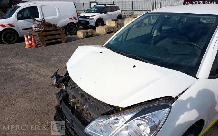 CITROEN C3 II SOCIETE 1.6 BLUEHDI 99CV CONFORT – DIESEL – 134477 KMS – ANNEE 2016 BLANC EA-015-BY