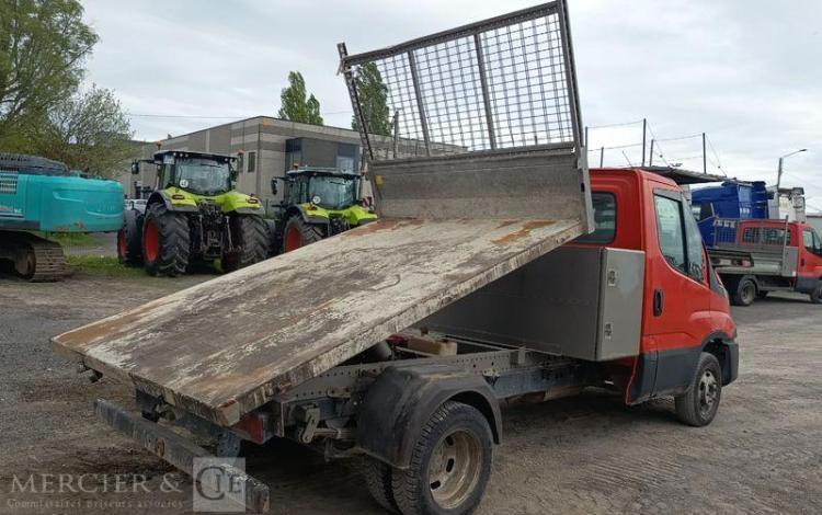 IVECO 35C13 BENNE SIMPLE CABINE COFFRE  EB-046-HV