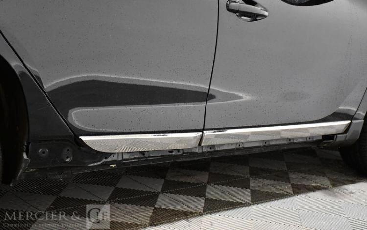 PEUGEOT 2008 1.2 PURETECH 110 FELINE TITANE EAT NOIR EB-116-TX