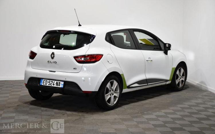 RENAULT CLIO BLANC ED-524-NA