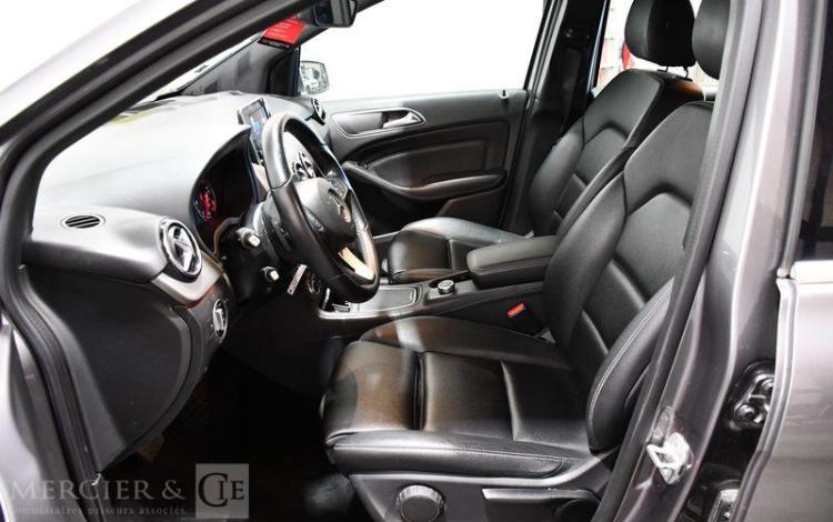 MERCEDES CLASSE B 1,8 200 CDI 135 BLUE EFFICIENCY DESIGN 7G-DCT BVA GRIS EE-875-DH