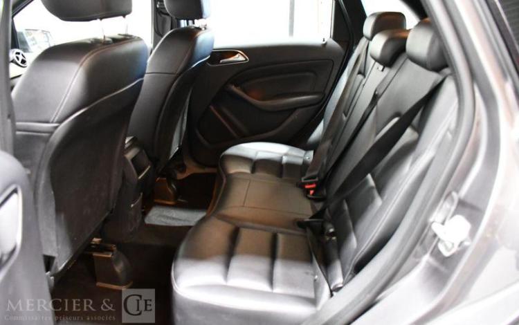 MERCEDES CLASSE B 1,8 200 CDI 135 BLUE EFFICIENCY DESIGN 7G-DCT BVA GRIS EE-875-DH