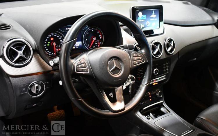 MERCEDES CLASSE B 1,8 200 CDI 135 BLUE EFFICIENCY DESIGN 7G-DCT BVA GRIS EE-875-DH