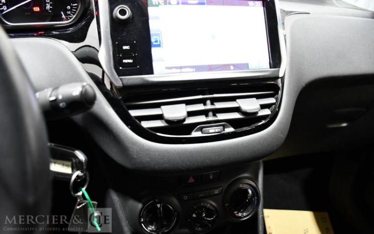 PEUGEOT 208 1.6 BLUEHDI 75 ACTIVE BLANC EF-845-QV