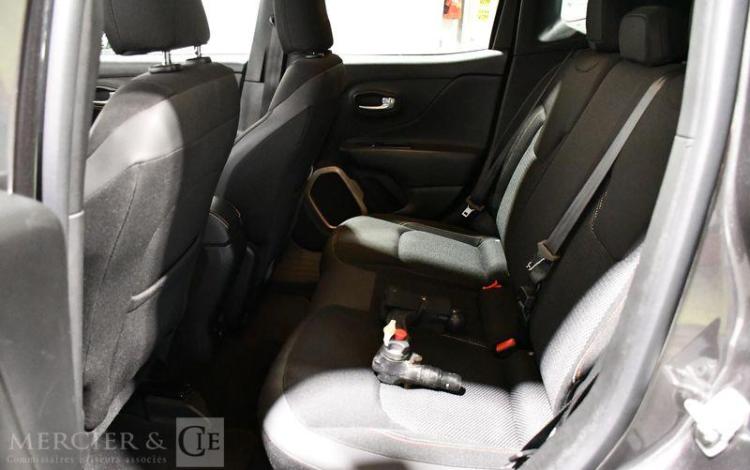 JEEP RENEGADE 2,0 MULTIJET 140 75e ANNIVERSAIRE AWD S&S GRIS EG-735-PY