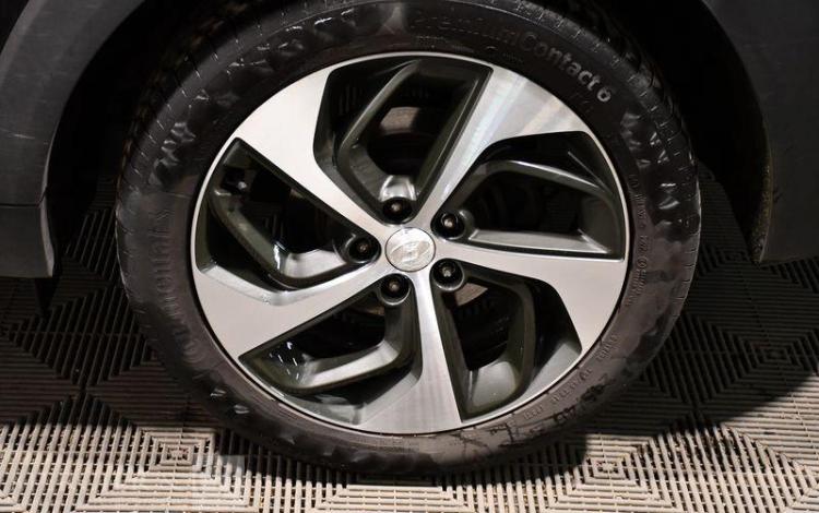 HYUNDAI TUCSON 2,0 CRDI 135 EXECUTIVE 2WD NOIR EH-909-EP