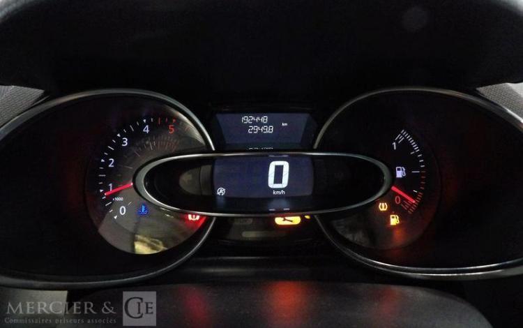 RENAULT CLIO IV BLANC EJ-200-MA