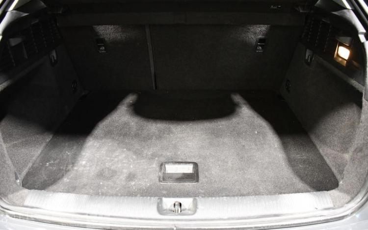 AUDI Q2 1.6 TDI 115 DESIGN S-TRONIC POUR PIECES SANS CARTE GRISE GRIS EL-292-MH