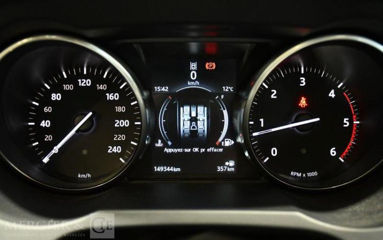 LAND ROVER EVOQUE 2,0 ED4 150 BUSINESS E-CAPABILITY 2WD BLANC EL-406-ZL