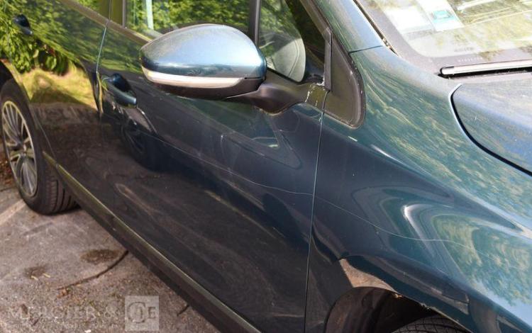 PEUGEOT 2008 1.6 BLUEHDI 100ch ACTIVE AUTO ECOLE vente à pro car depedalage obligatoire VERT EL-559-YM
