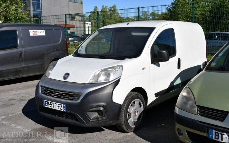 FIAT FIORINO BLANC EM-577-FZ