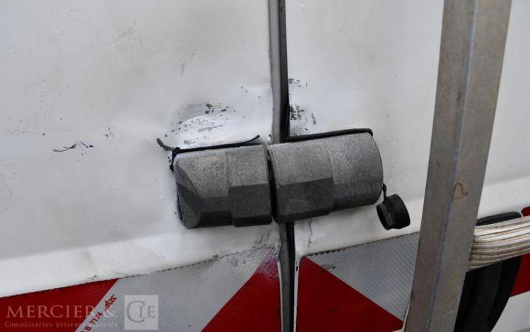 PEUGEOT BOXER 35 L2H2 2,0 130CH PREMIUM BLANC EN-741-VQ