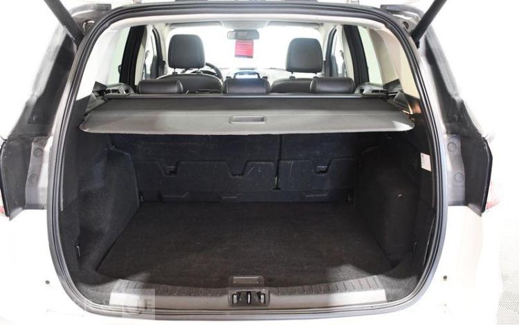 FORD KUGA 2.0 TDCI 180 VIGNALE 4X4 POWERSHIFT BLANC EP-050-TN