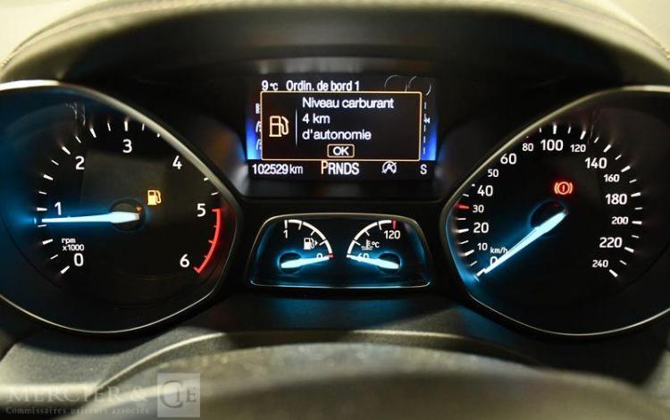 FORD KUGA 2.0 TDCI 180 VIGNALE 4X4 POWERSHIFT BLANC EP-050-TN
