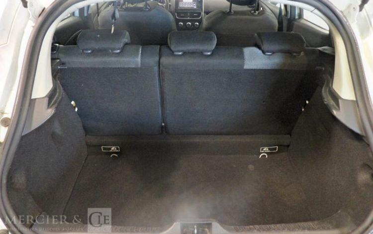 RENAULT CLIO IV BLANC EP-404-XH