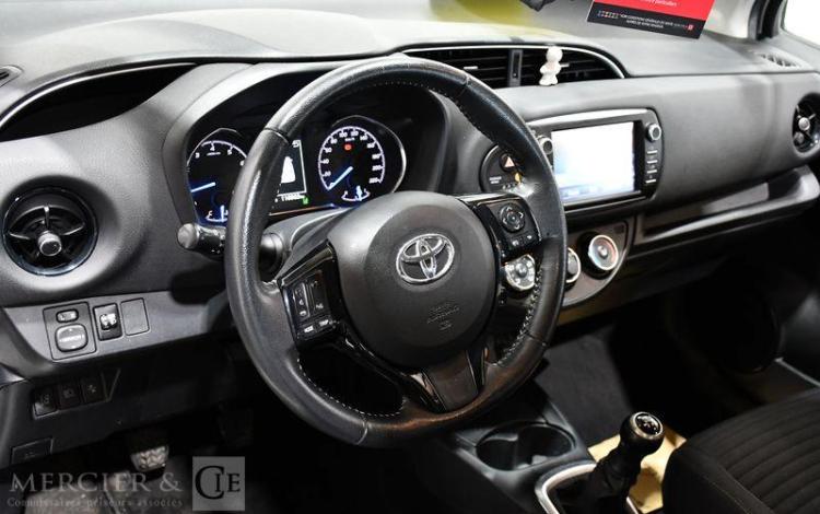 TOYOTA YARIS 1.0 VVTI 70ch DYNAMIC BLANC EQ-299-ZD