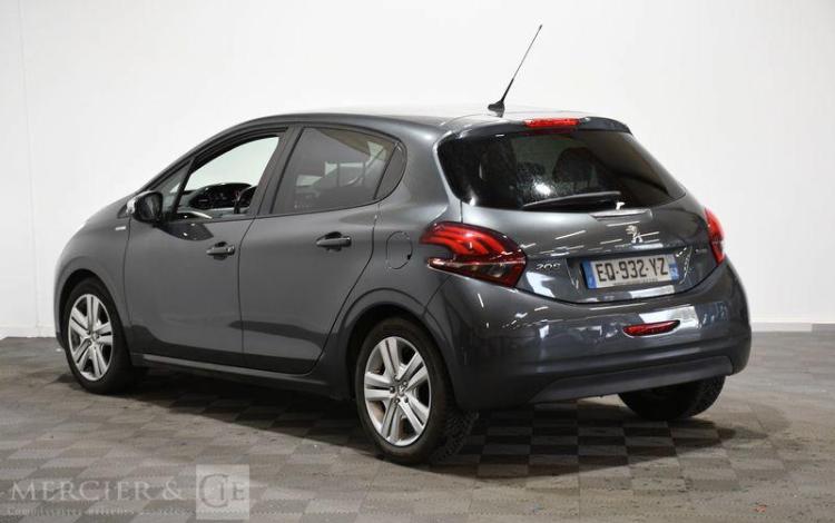 PEUGEOT 208 1.2 PURETECH 80CH STYLE GRIS EQ-932-YZ