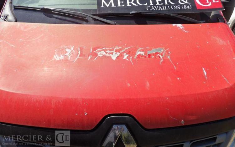 RENAULT MASTER BENNE SIMPLE CABINE COFFRE ROUGE ES-462-VF