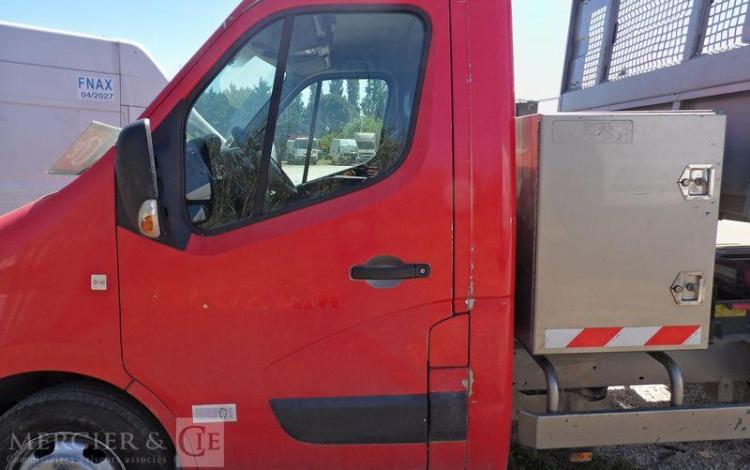 RENAULT MASTER BENNE SIMPLE CABINE COFFRE ROUGE ES-462-VF