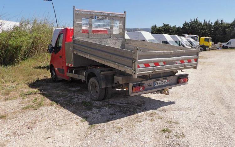 RENAULT MASTER BENNE SIMPLE CABINE COFFRE ROUGE ES-462-VF