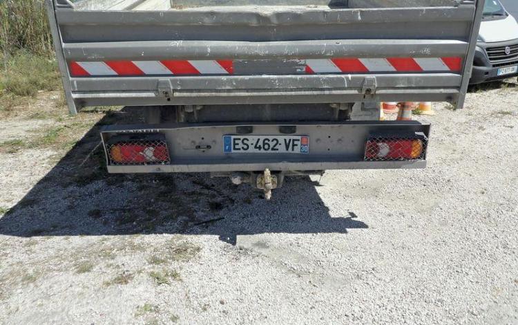 RENAULT MASTER BENNE SIMPLE CABINE COFFRE ROUGE ES-462-VF